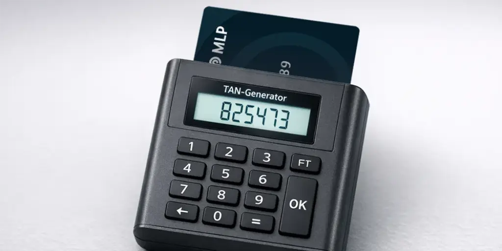 TAN-Generator mit eingesteckter MLP Kreditkarte / MLP